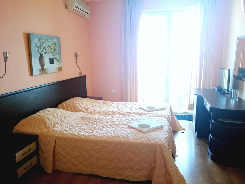 Bona Dea Club Hotel Sveti Vlas Rom bilde