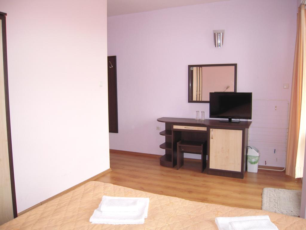 Bona Dea Club Hotel Sveti Vlas Rom bilde