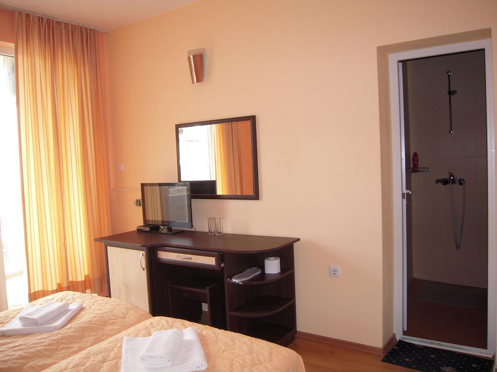 Bona Dea Club Hotel Sveti Vlas Rom bilde