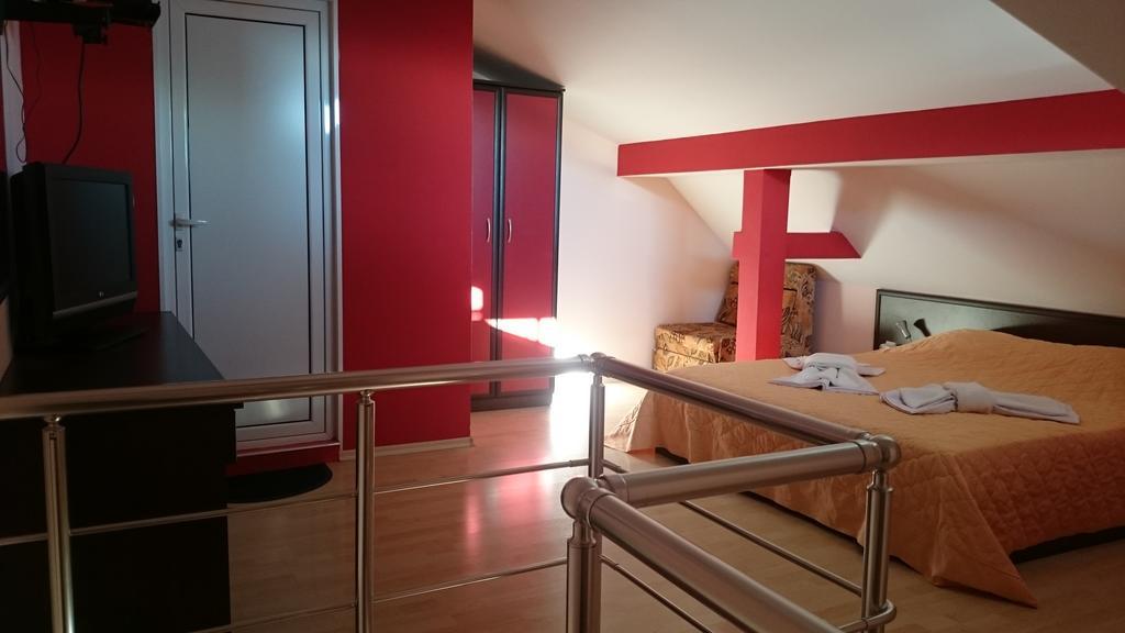 Bona Dea Club Hotel Sveti Vlas Eksteriør bilde