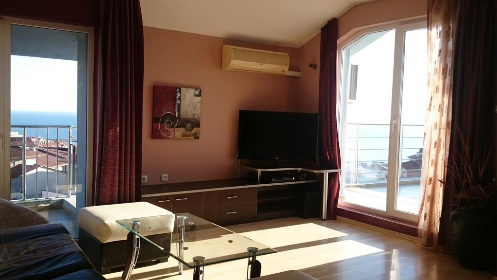 Bona Dea Club Hotel Sveti Vlas Eksteriør bilde