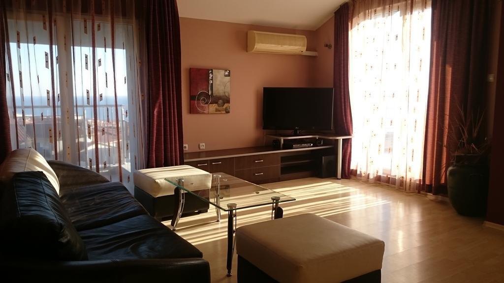 Bona Dea Club Hotel Sveti Vlas Eksteriør bilde