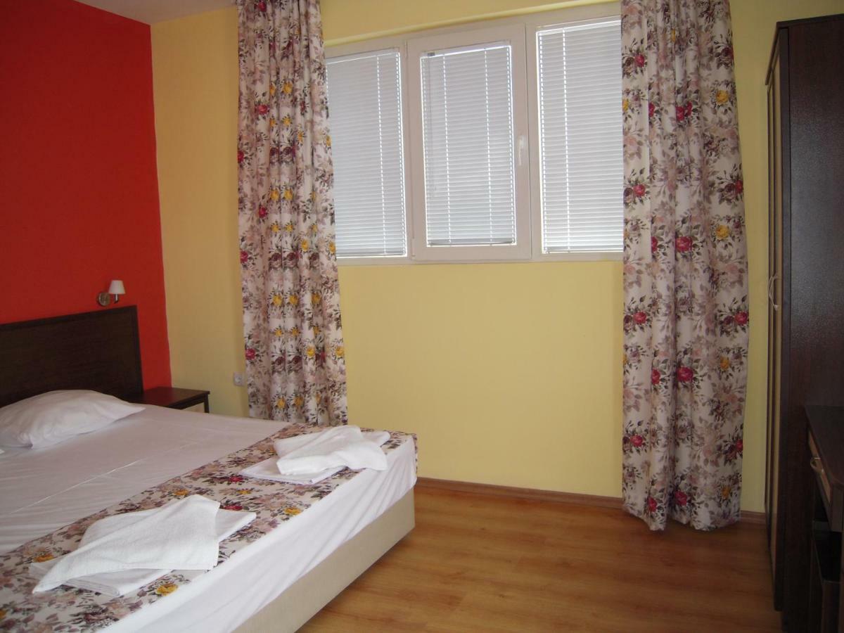 Bona Dea Club Hotel Sveti Vlas Eksteriør bilde