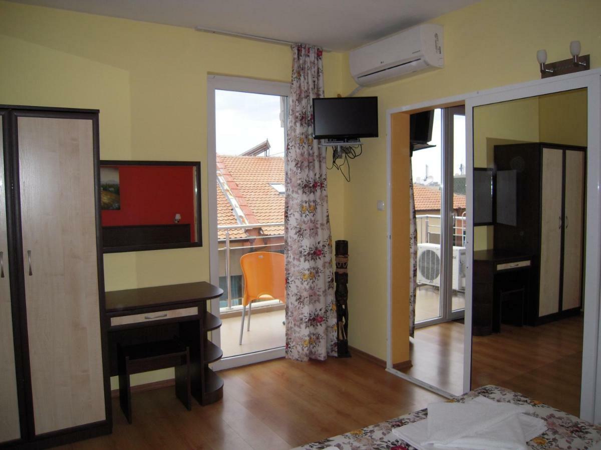 Bona Dea Club Hotel Sveti Vlas Eksteriør bilde